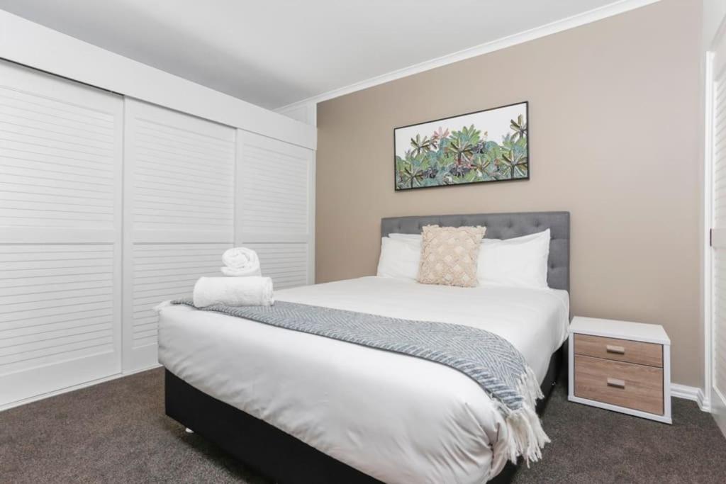 Newly Refurbished Waterfront Apartment! 3320 Auckland Luaran gambar