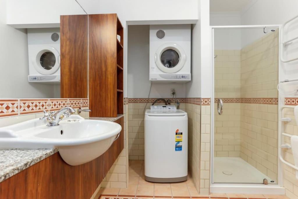 Newly Refurbished Waterfront Apartment! 3320 Auckland Luaran gambar